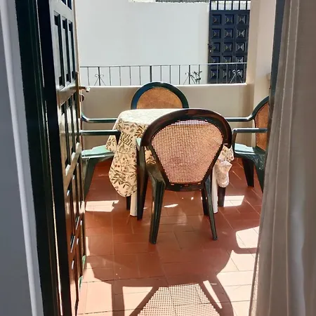 Apartamento Tajinaste Con Vistas Al Mar Y La Montana Y Wifi Gratis Los Realejos Room photo